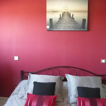 D'hotes Le O Detente Bed & Breakfast *